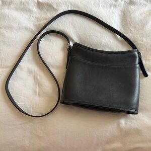 Vintage Coach black leather barrel bottom crossbody bag